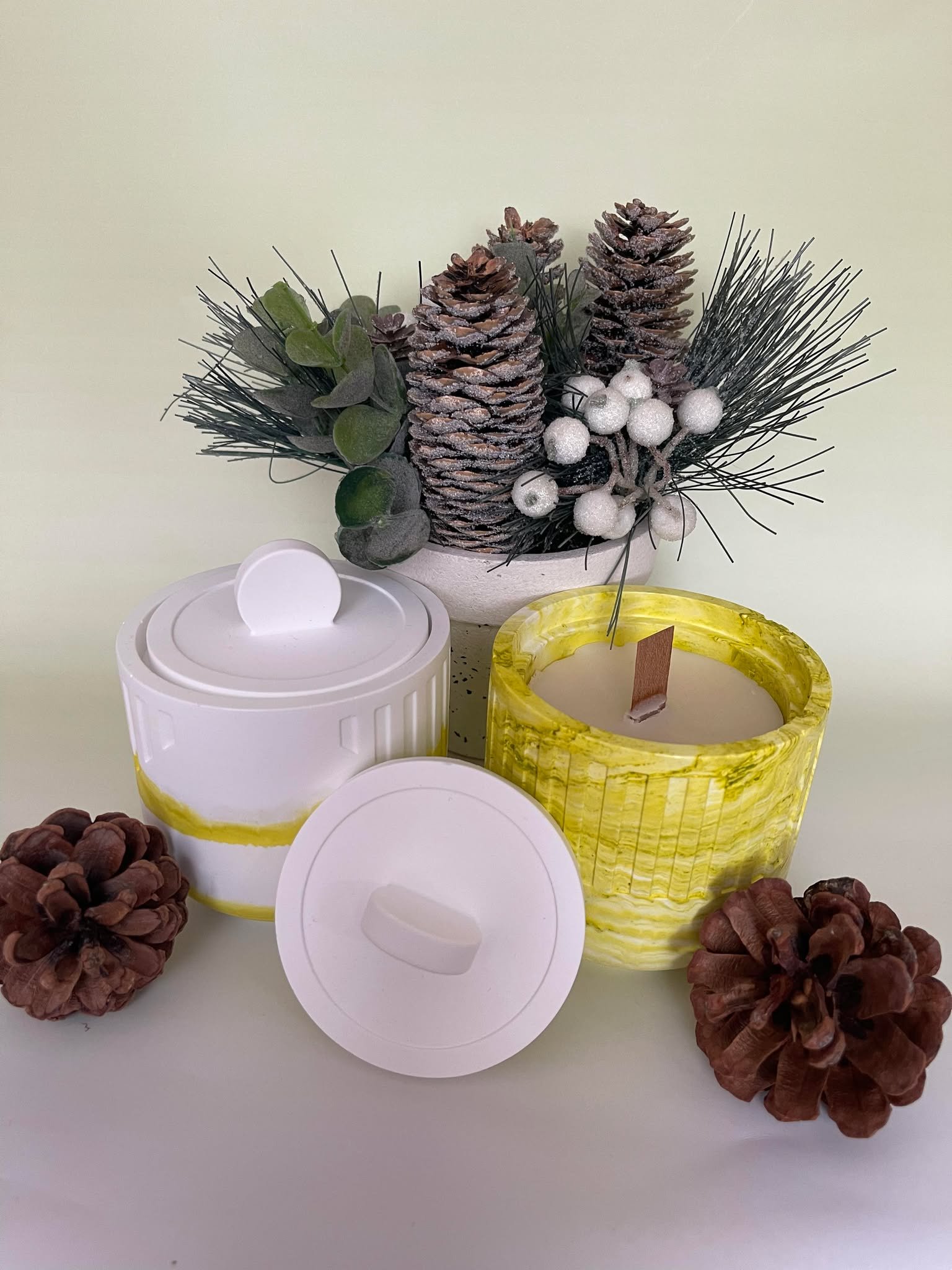 Colored Cylinder Jar