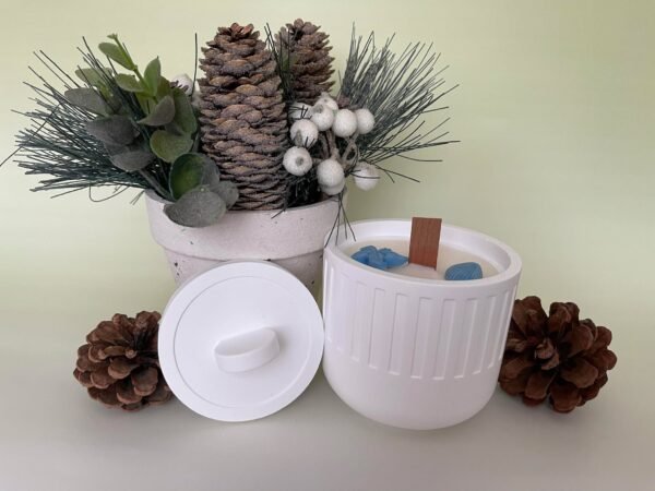 Cylinder Candle - Image 3