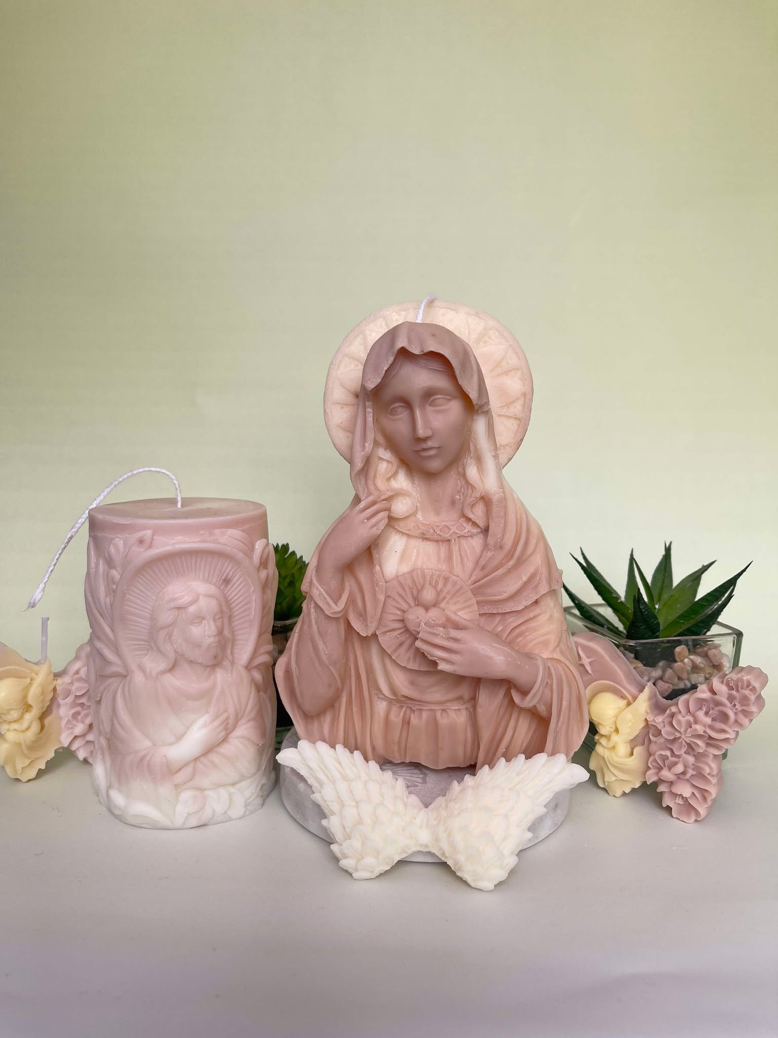 Jesus & Mary Pillar Set
